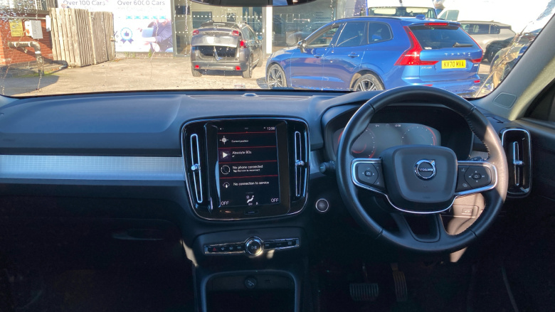 Volvo Xc40 2.0 T4 Momentum 5dr AWD Geartronic Petrol Estate